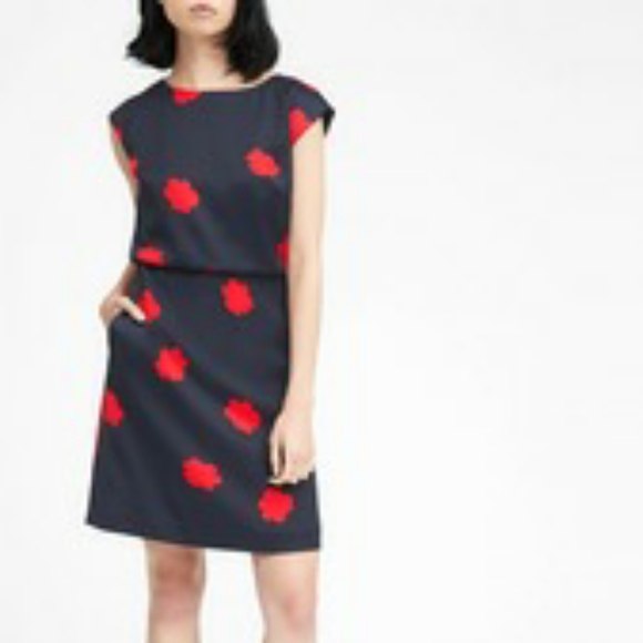 Banana Republic Dresses & Skirts - Banana Republic draper back floral dress